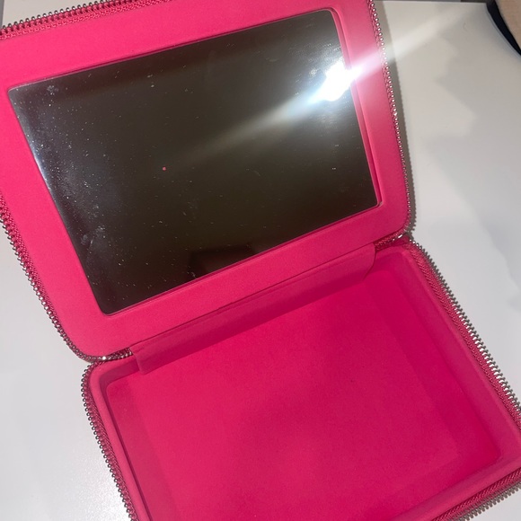 Dior Addict Stellar Shine Lipstick Clutch - Picture 2 of 10